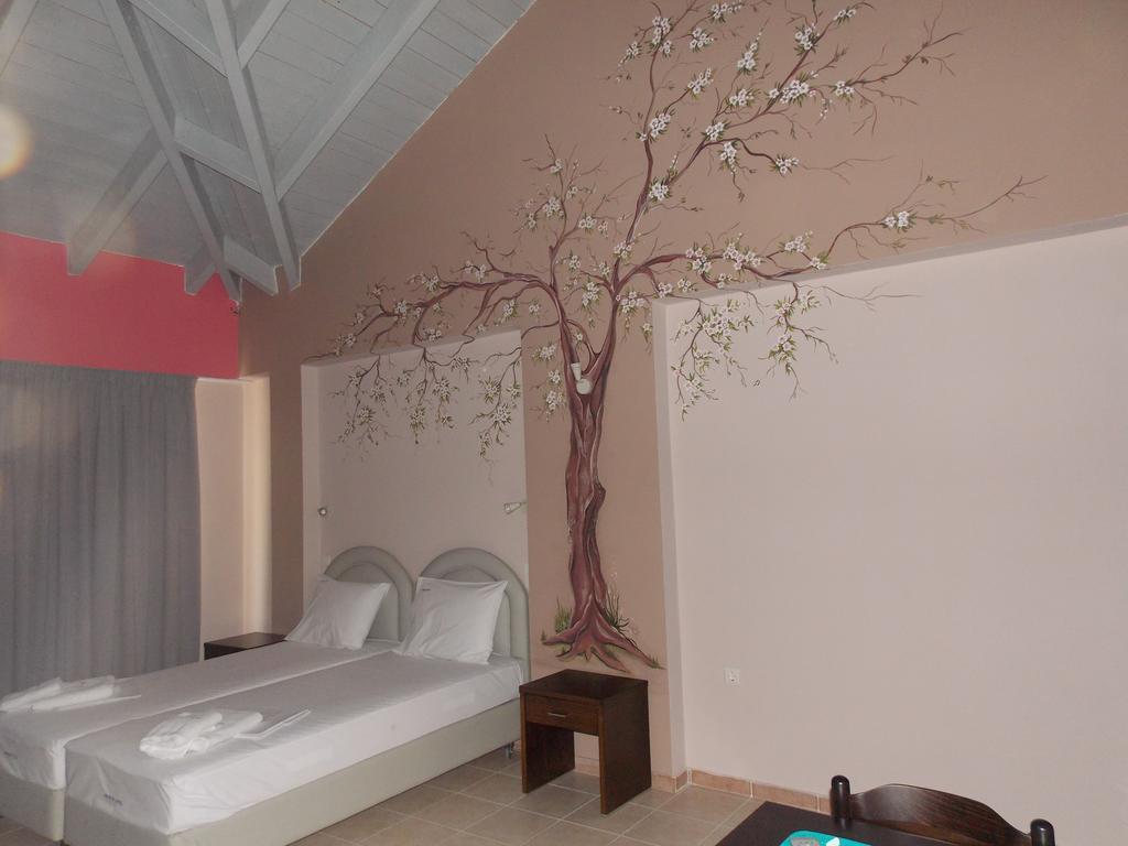Hotel Theasis Szergúlasz-part Szoba fotó
